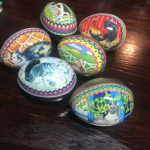 COPY - Vintage miniature tin eggs